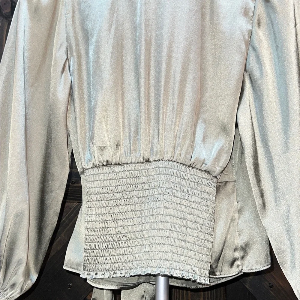 Abercrombie‎ & Fitch Satin Wrap Top S Green Smocked Puff Sleeve Preppy Glam Crop
